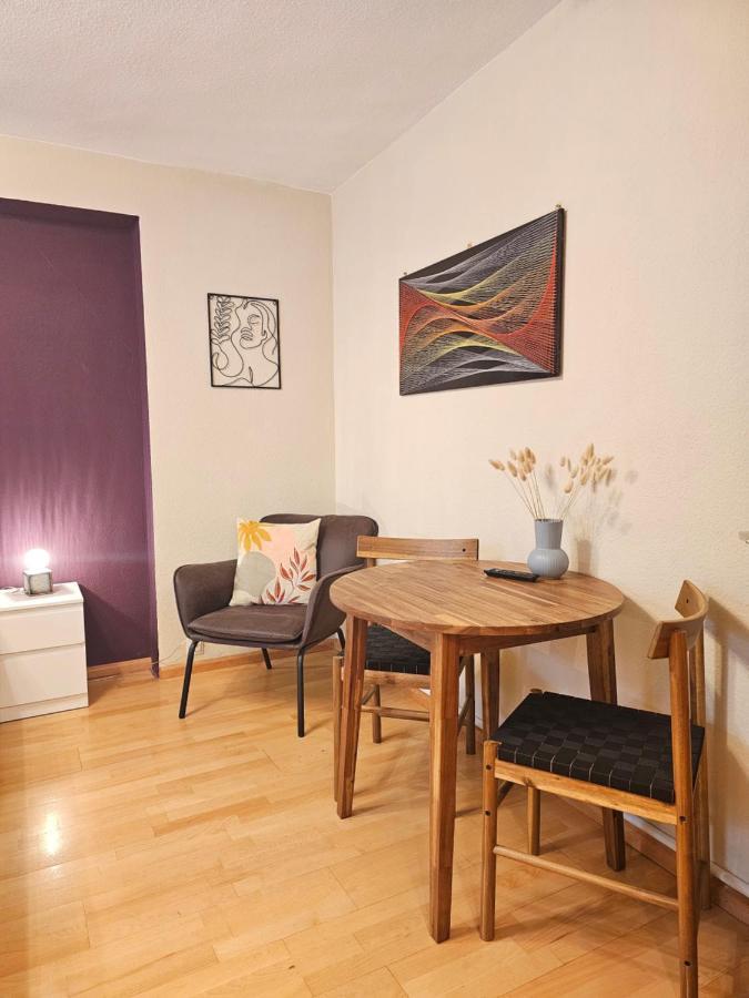 Doppelzimmer 1 I Geteiltes Bad & Kueche I Mit Dem Zug Nur 4 Min Bis Zum Hauptbahnhof Fribourg im Breisgau Extérieur photo